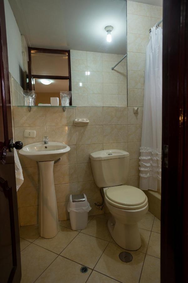 Yucay Plaza Inn Extérieur photo